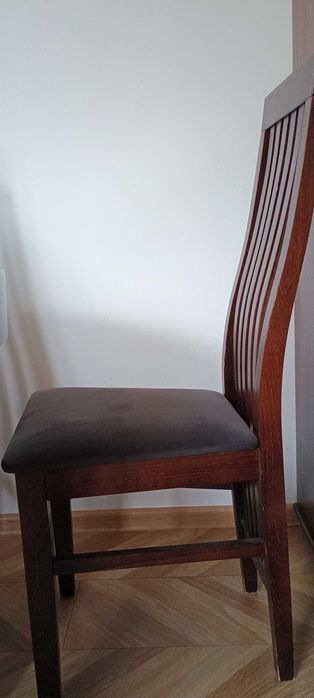 Zerezerwowane - Stół okrągły rozkładany 110cm+2x45cm + 8 krzeseł