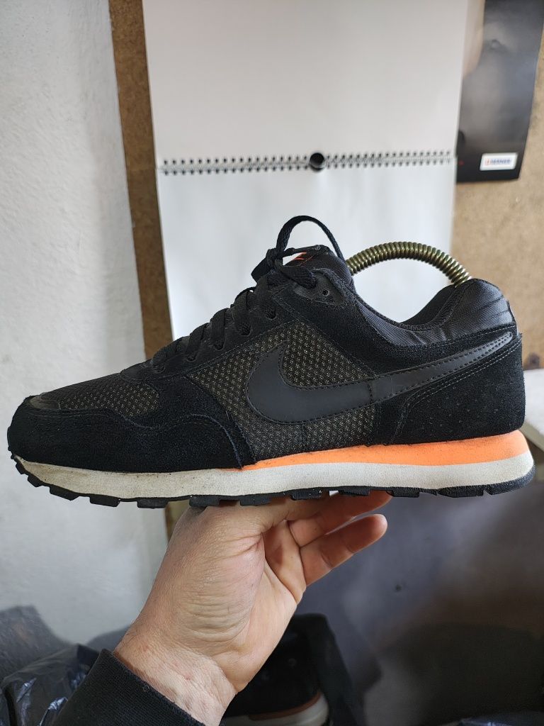Buty sportowe Nike. Rozmiar 41 wkładka 26cm.