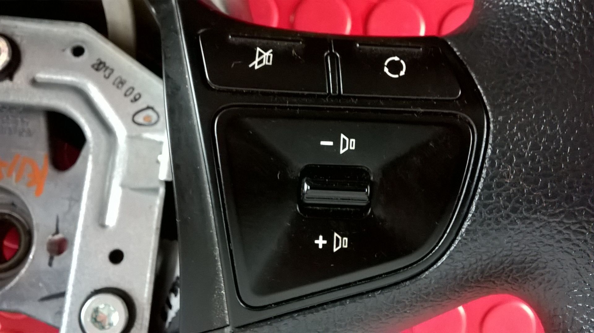 Volante - 56100-1W510HU [Kia Rio III]