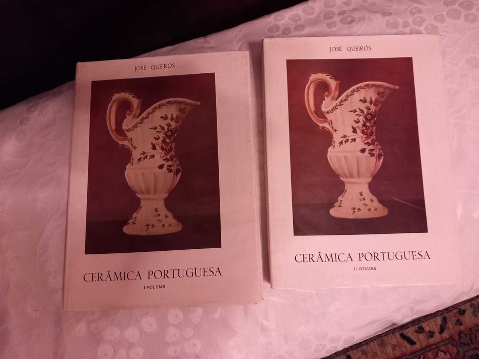 Livro Cerâmica Portuguesa José Queirós