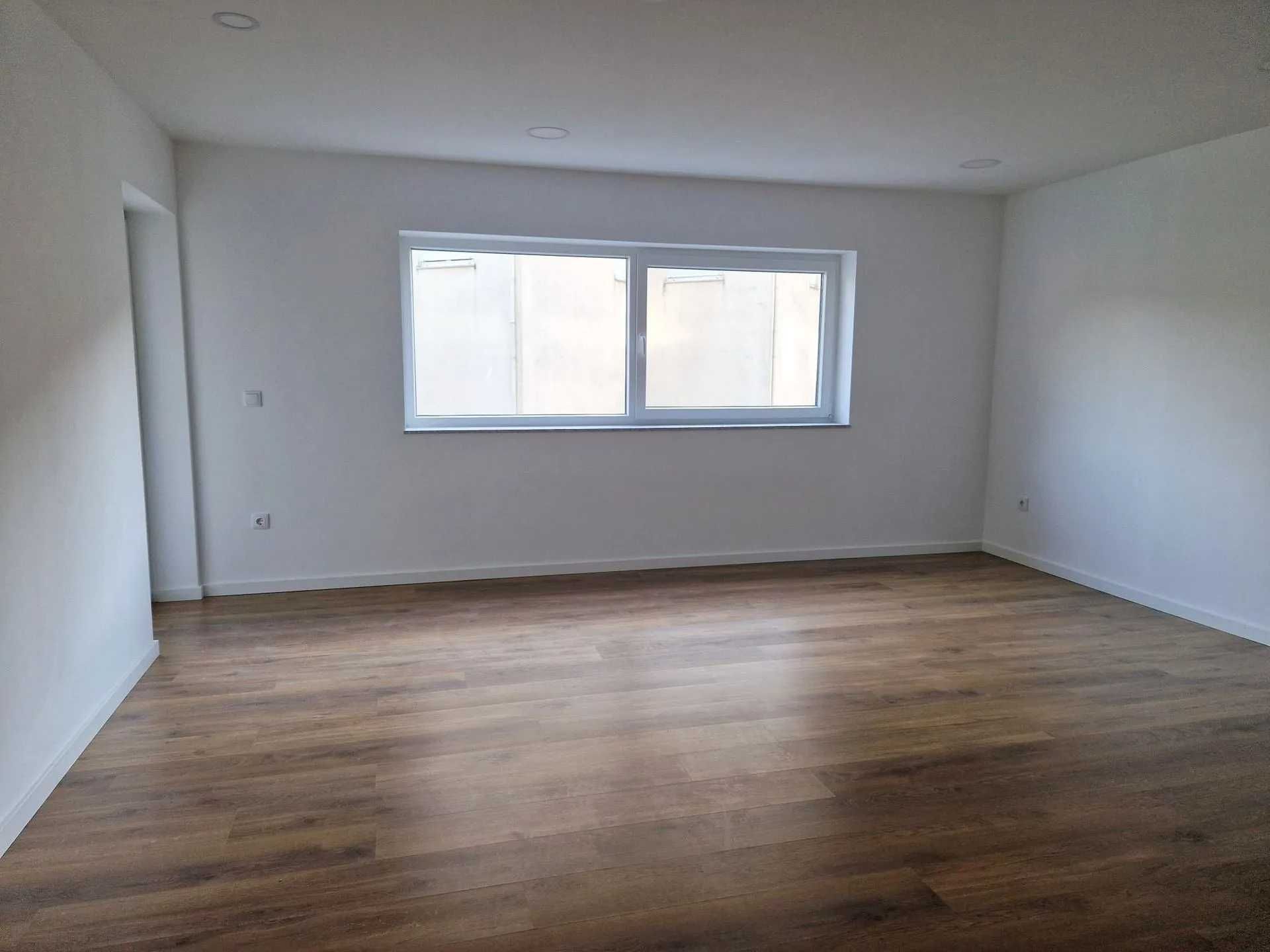 Aluga-se Apartamento T2- LAMEGO