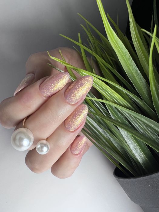 Район термінал. Манікюр комплекс/корекція гелем 500 салон краси