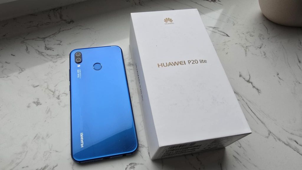 Huawei P20 Lite Dual Sim 4/64GB NIEBIESKI