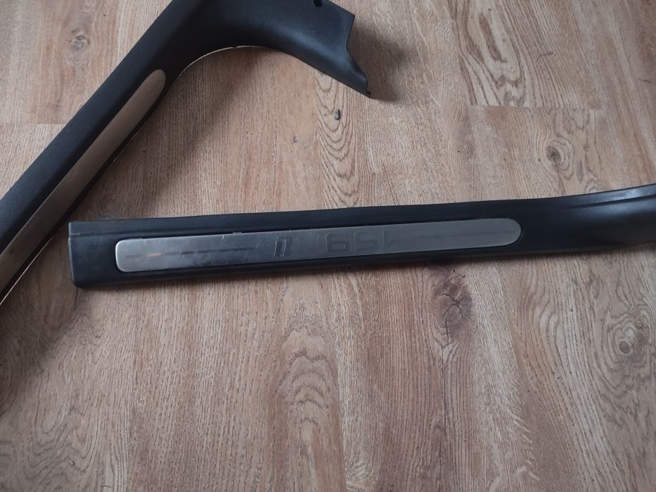 Listwy progowe Ti Alfa Romeo 159.