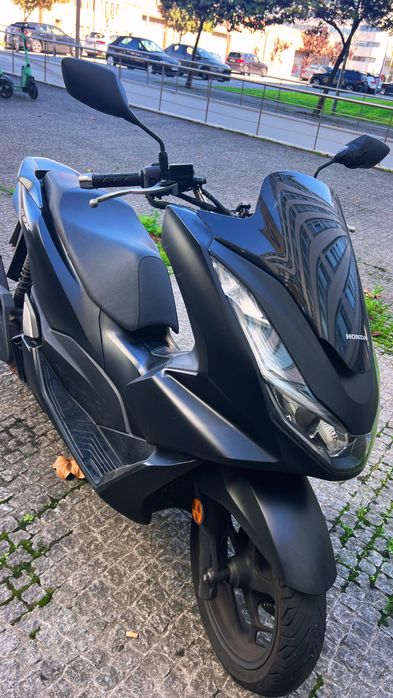 Moto pcx 2022 com 77 mil quilometros