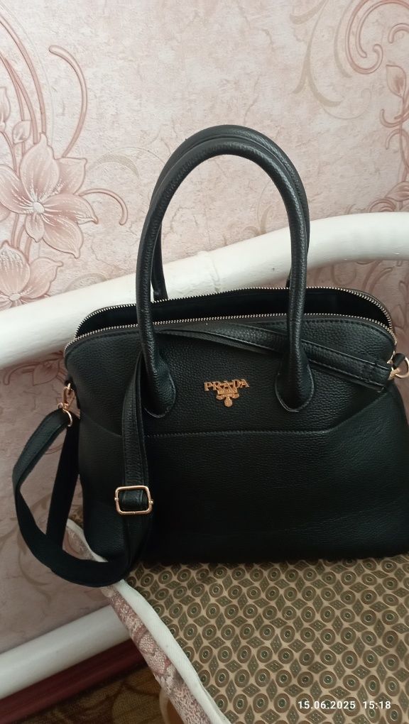 Сумка жіноча Prada