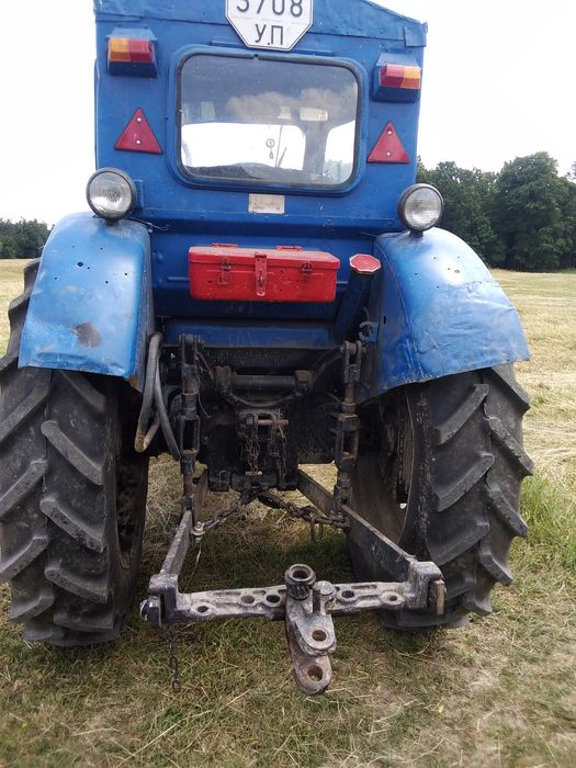 Продам трактор в хорошому стані