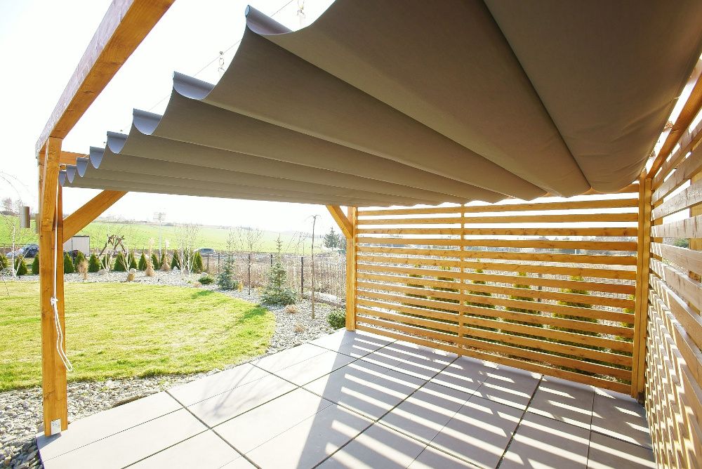 Zwijane zadaszenie tarasu, pozioma roleta rzymska, zadaszenie pergoli