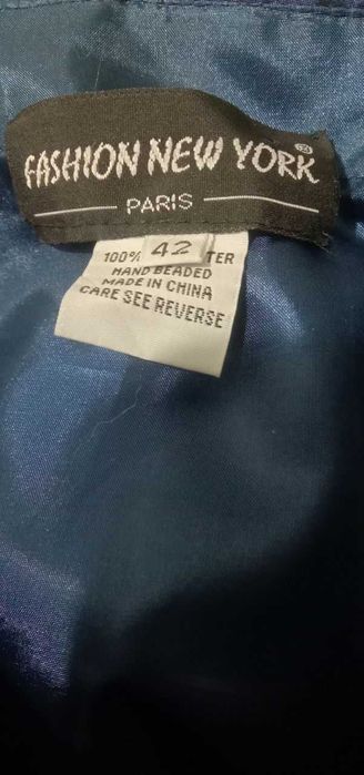 Вечірня сукня без бретелів василькового кольору