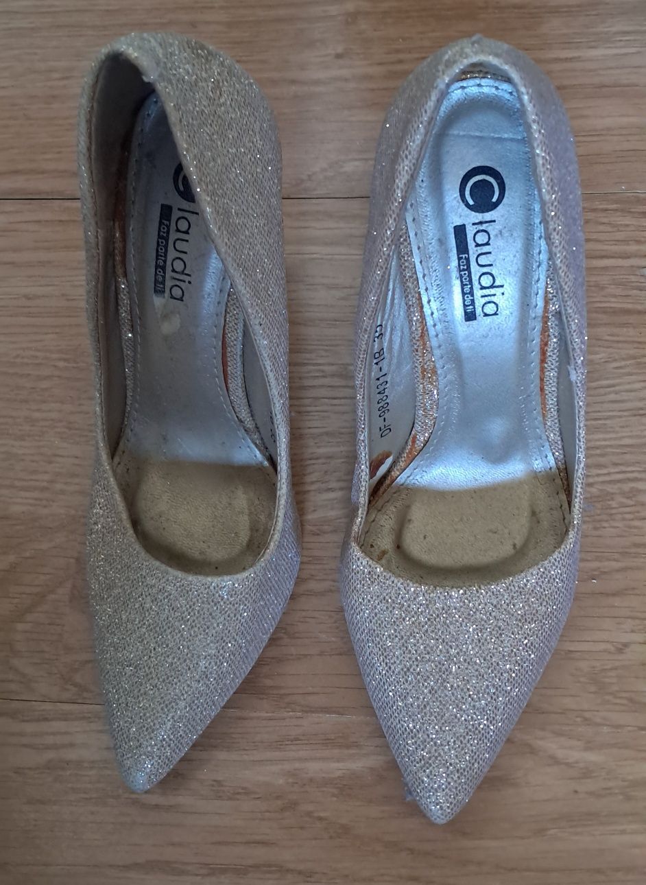 Sapatos femininos salto agulha