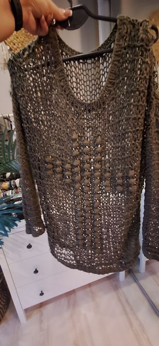 Sweter ażurowy haki