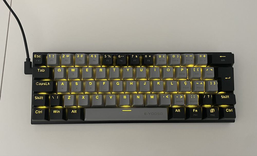 Teclado mecânico gaming E-Yooso