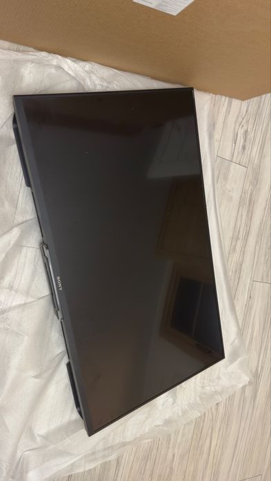 rezerwacja telewizor Sony 45”