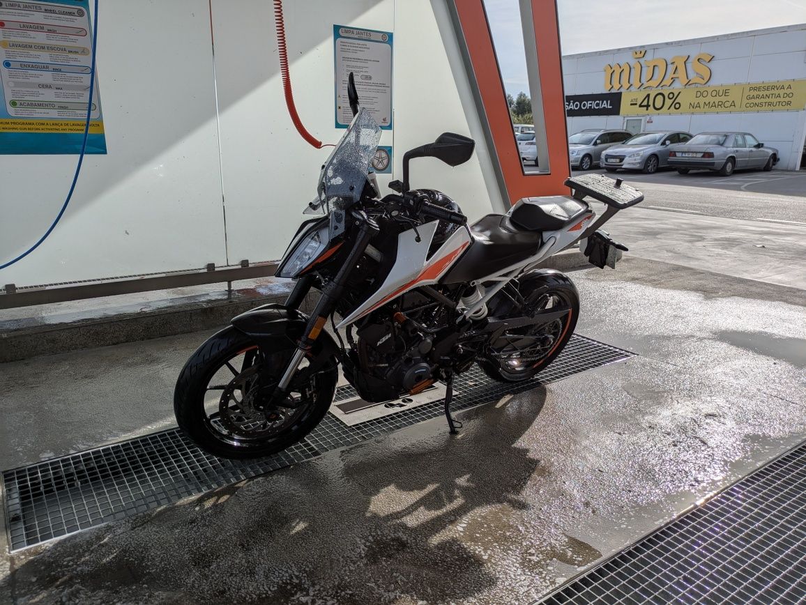KTM Duke 390 (com FuelX)