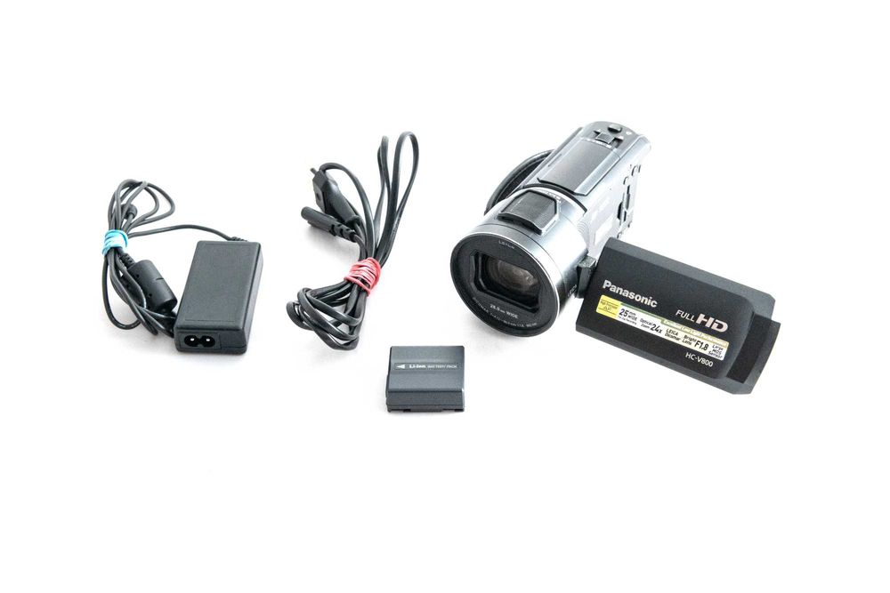 Kamera cyfrowa na kartę SD Panasonic HC-V800 - komplet