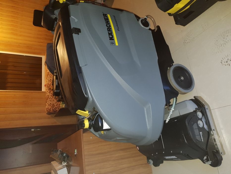 Karcher b60 r65 стан нової поломоечная підлогомийна br bd