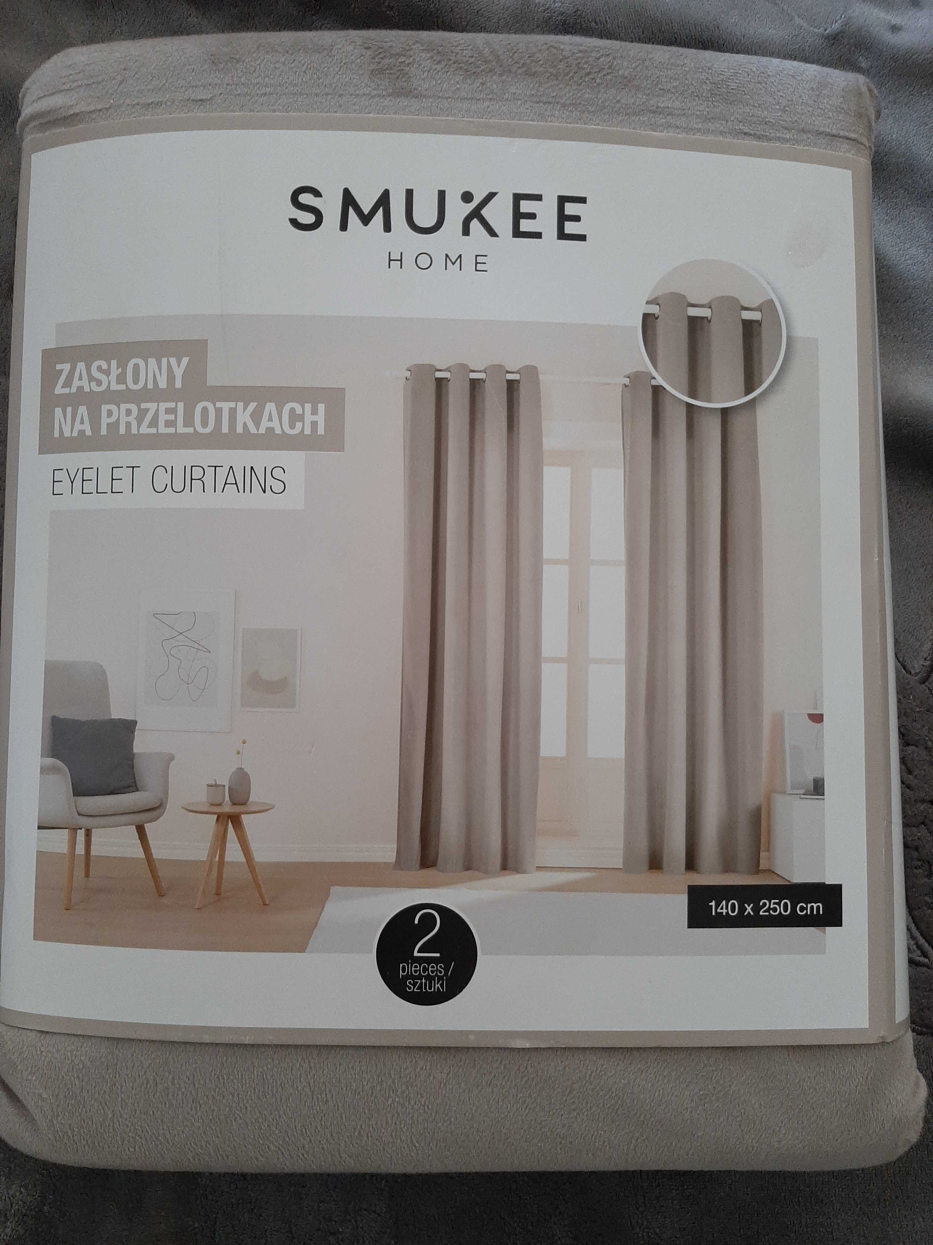 Zasłony na przelotkach -beżowe welurowe