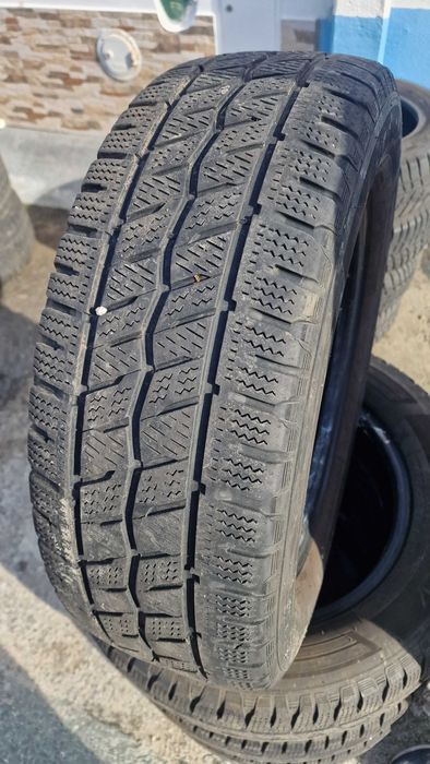 4 pneus em bos estado