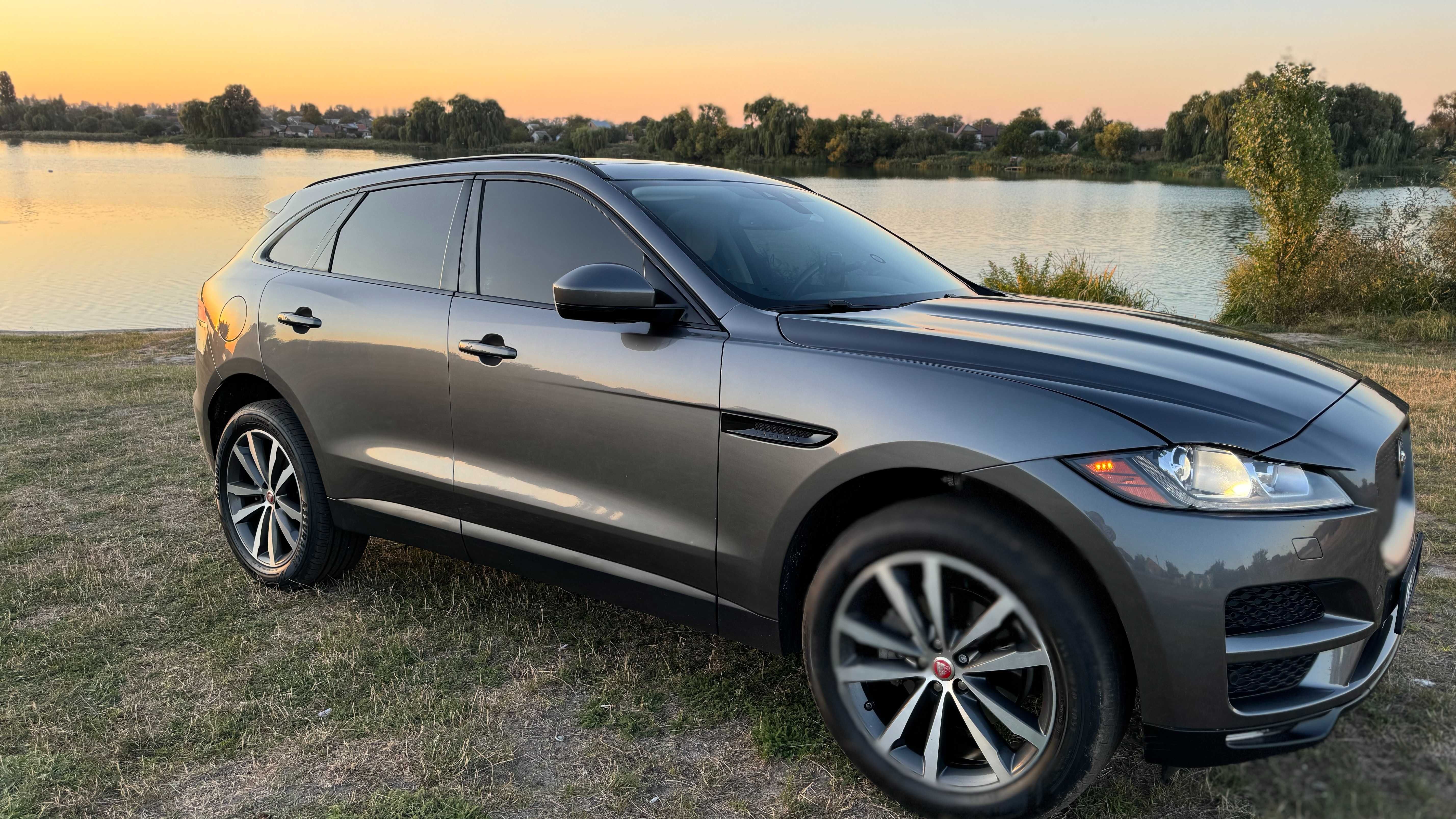 Jaguar F-Pace 2016, 2.0D AT (180 к.с.) AWD