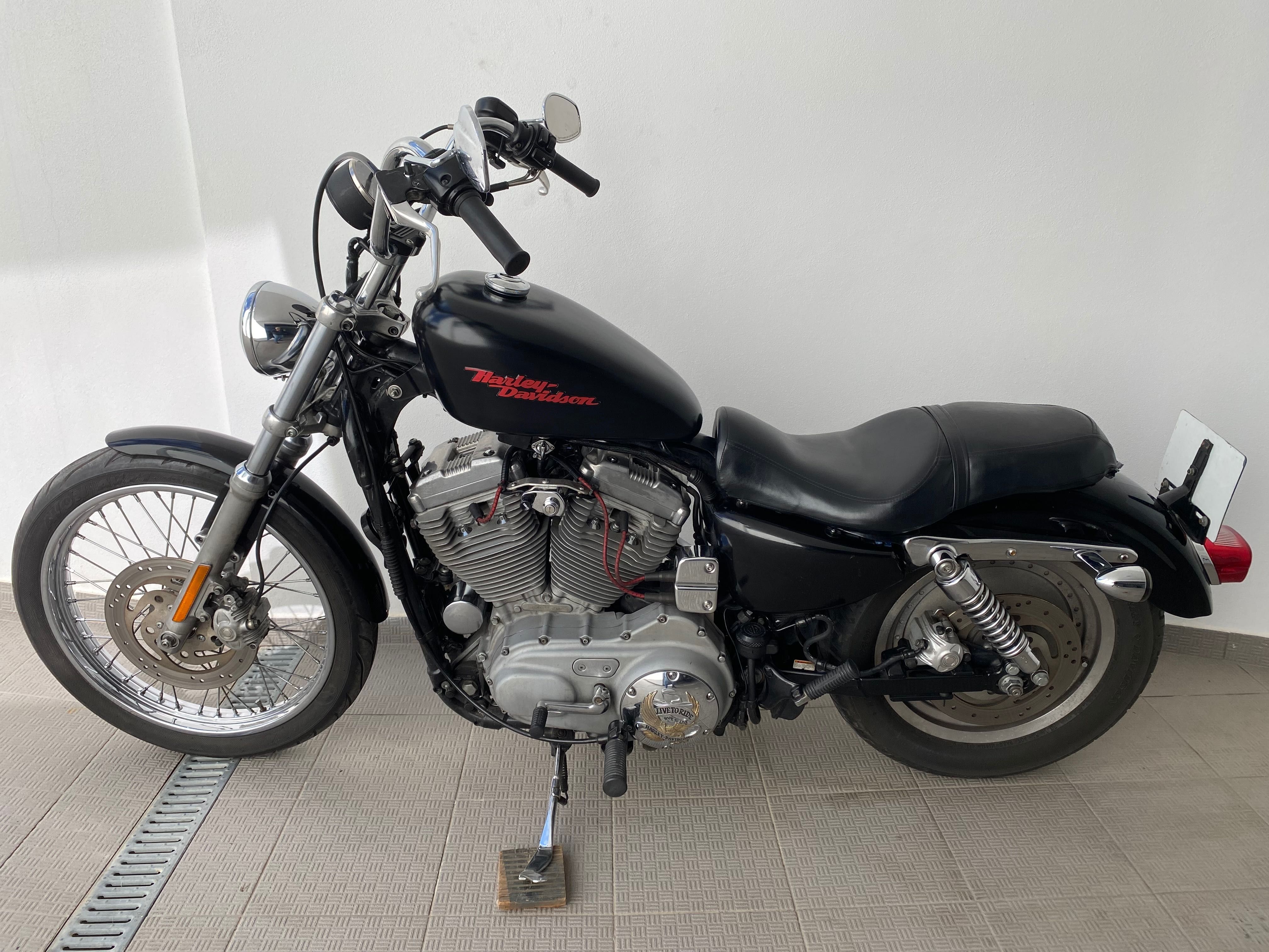 Harley Davidson Sportster 883 (look 72) 2005