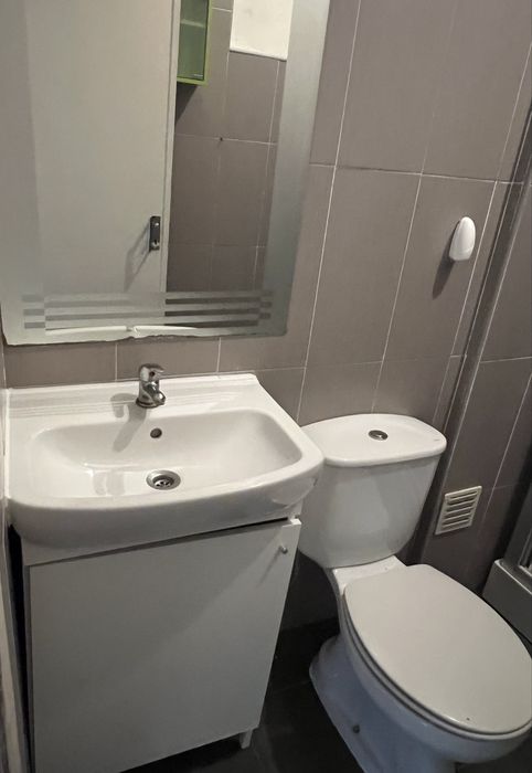 Vendo apartamento T1 no Centro de Camarate Reservado