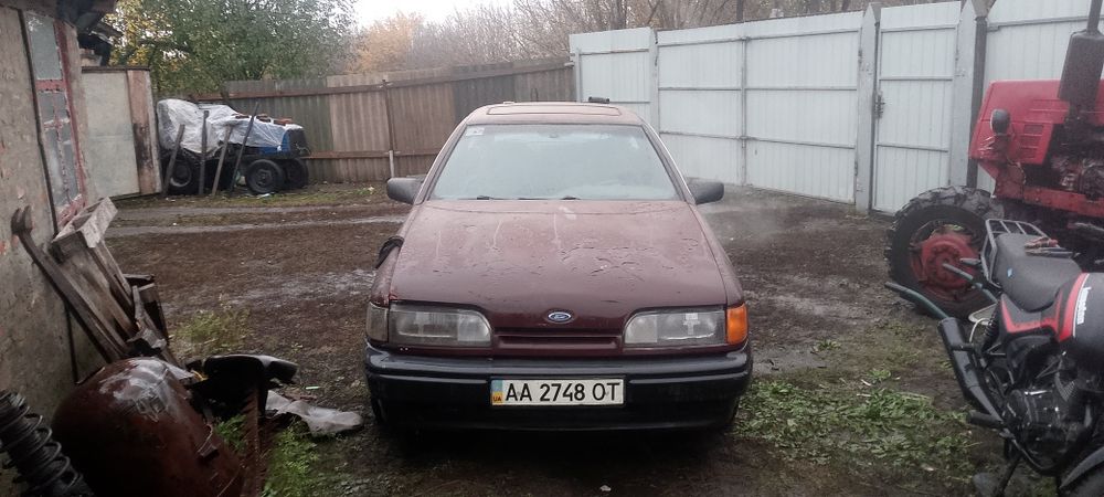 Продам Форд скорпіо