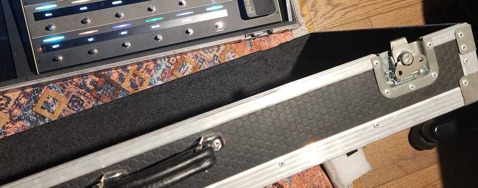 Headrush Prime + case