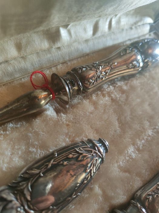Conjunto para cortar pernas de presunto em caixa com alças de prata