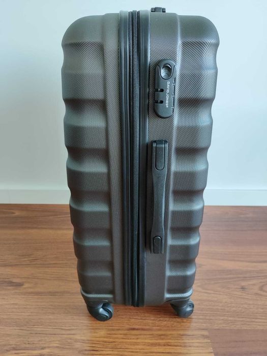 A mala de viagem ideal está aqui! E está à sua espera!