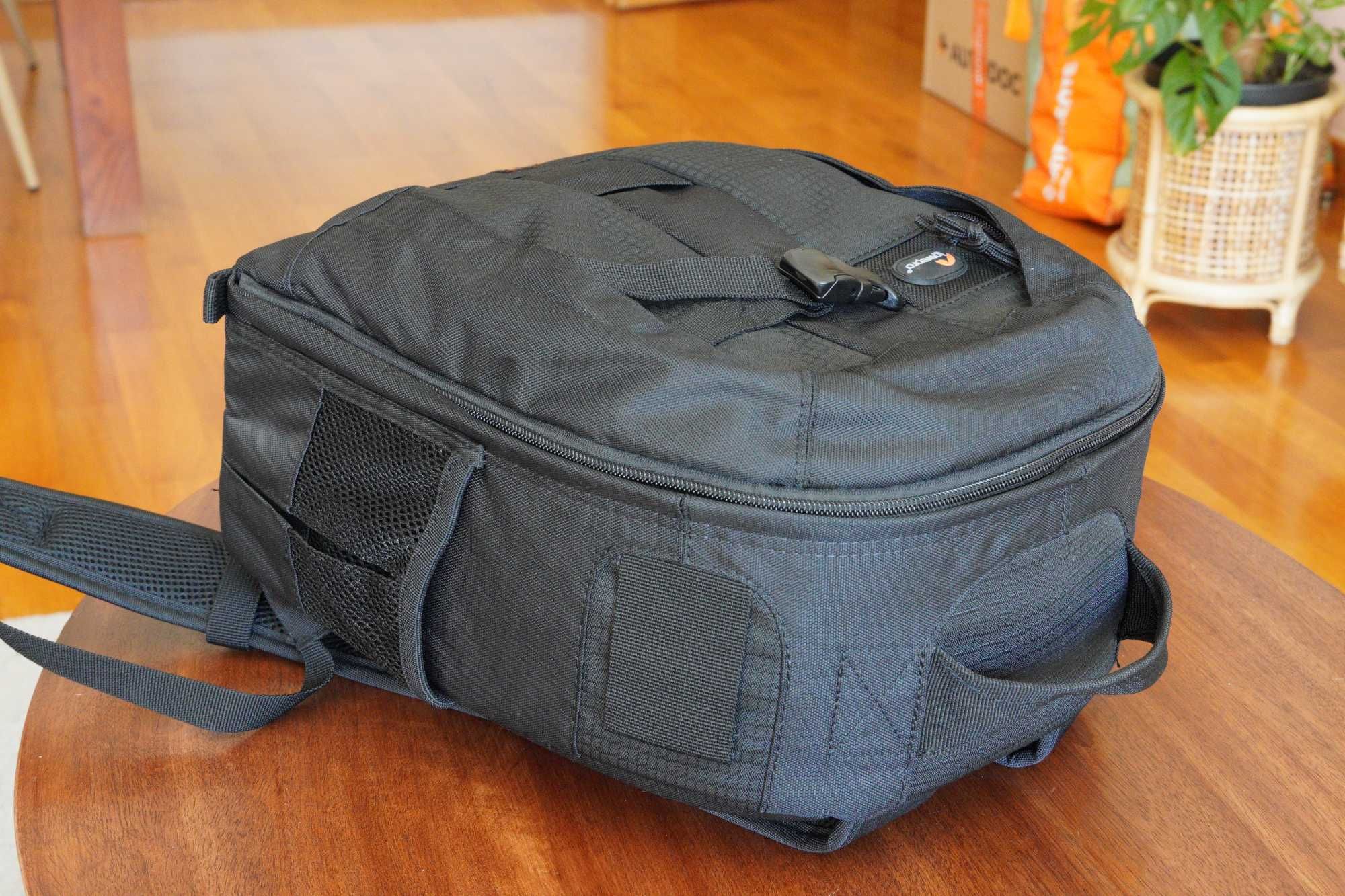 Mochila de fotografia Lowepro Runner 200 AW