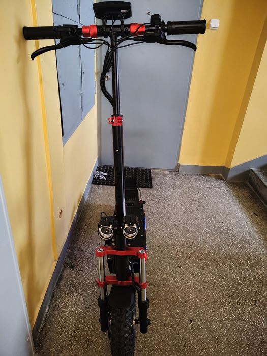 Hulajnoga elektryczna Iscotter IX8, nowa