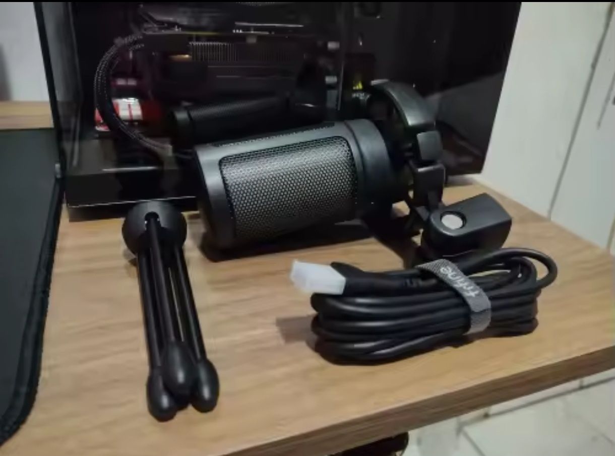 Microfone e Câmera 4 K Streaming totalmente novo! (Ler descrição).