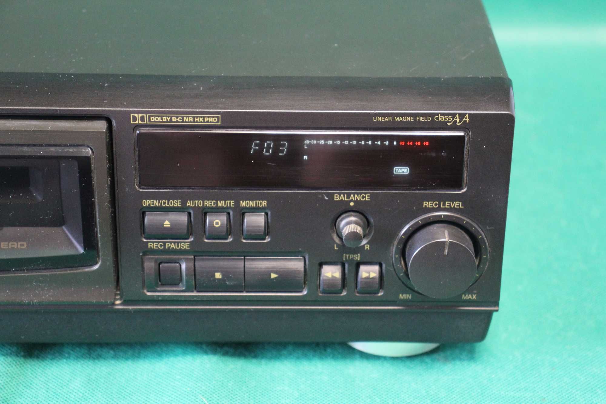 Magnetofon kasetowy Technics RS-AZ6