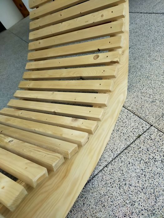 Leżak drewniany ogrodowy