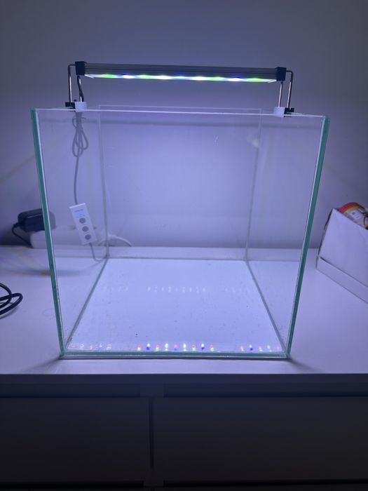 Aquario 30x30x30