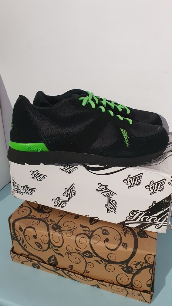 Buty nowe męskie sportowe marki Spider Rozmiar 45 / wkładka 29 cm