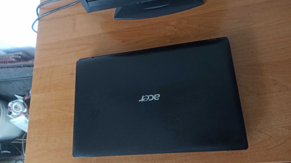 Laptop  do pracy i zabawy