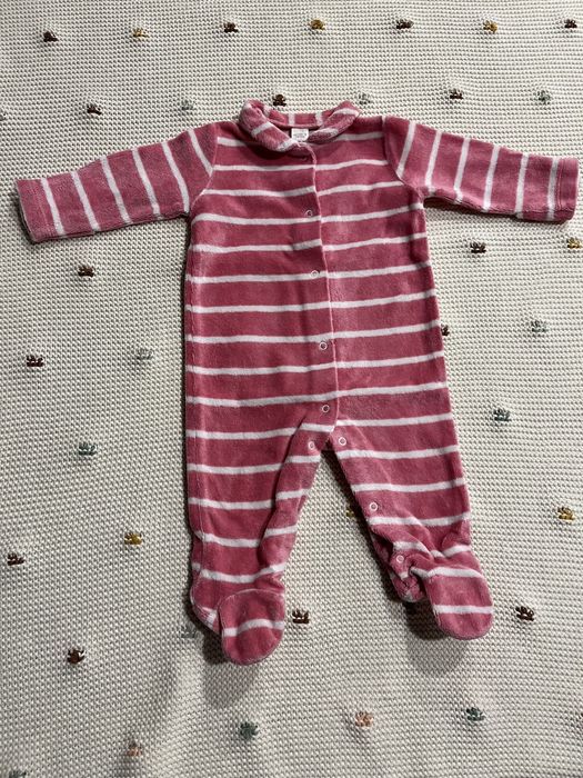 Babygrows veludo
