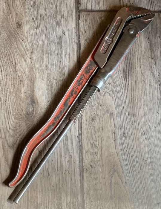 Оригинальный трубный, газовый ключ жабка W.Germany