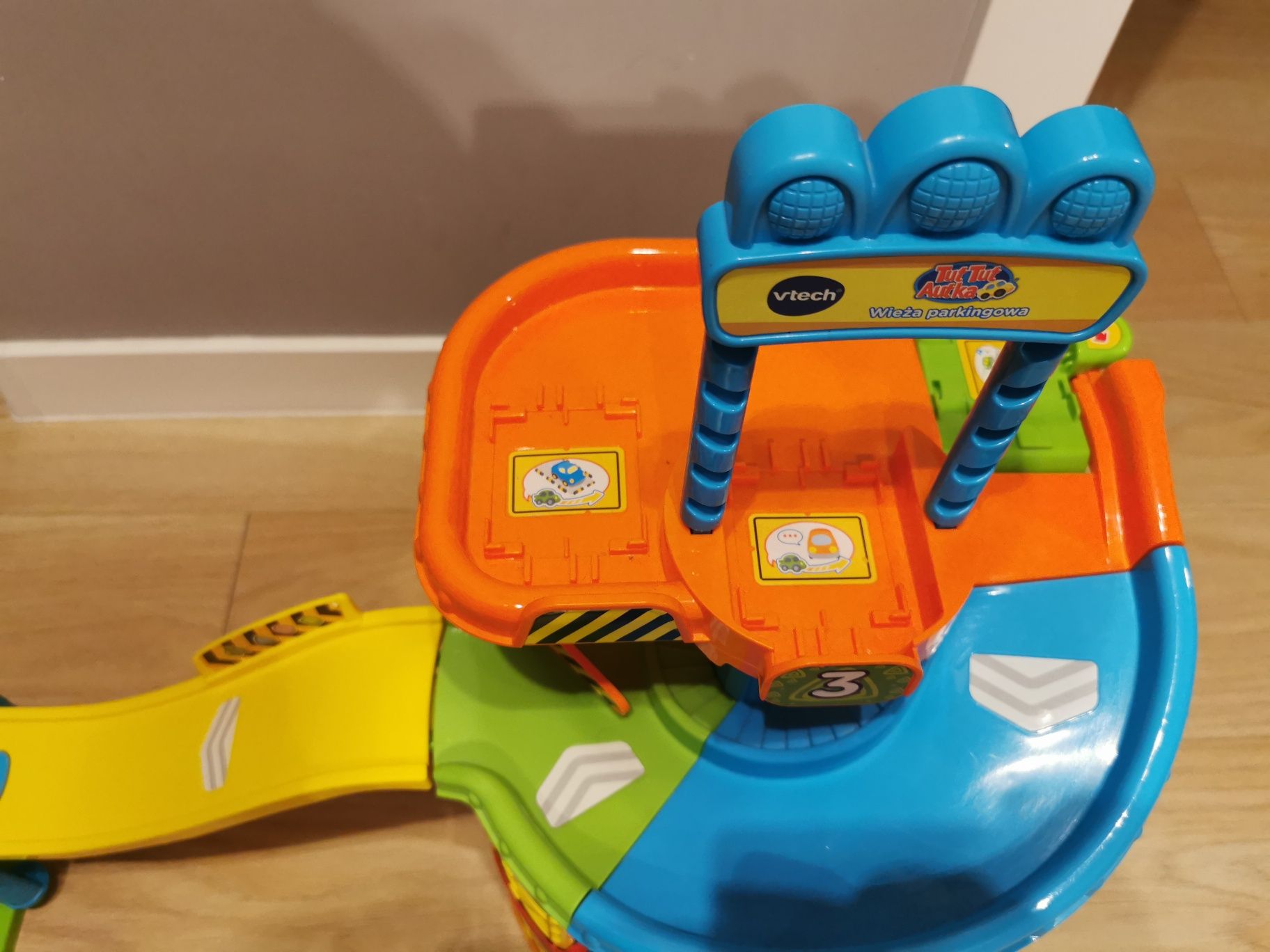 Wieża parkingowa Tut Tut Vtech