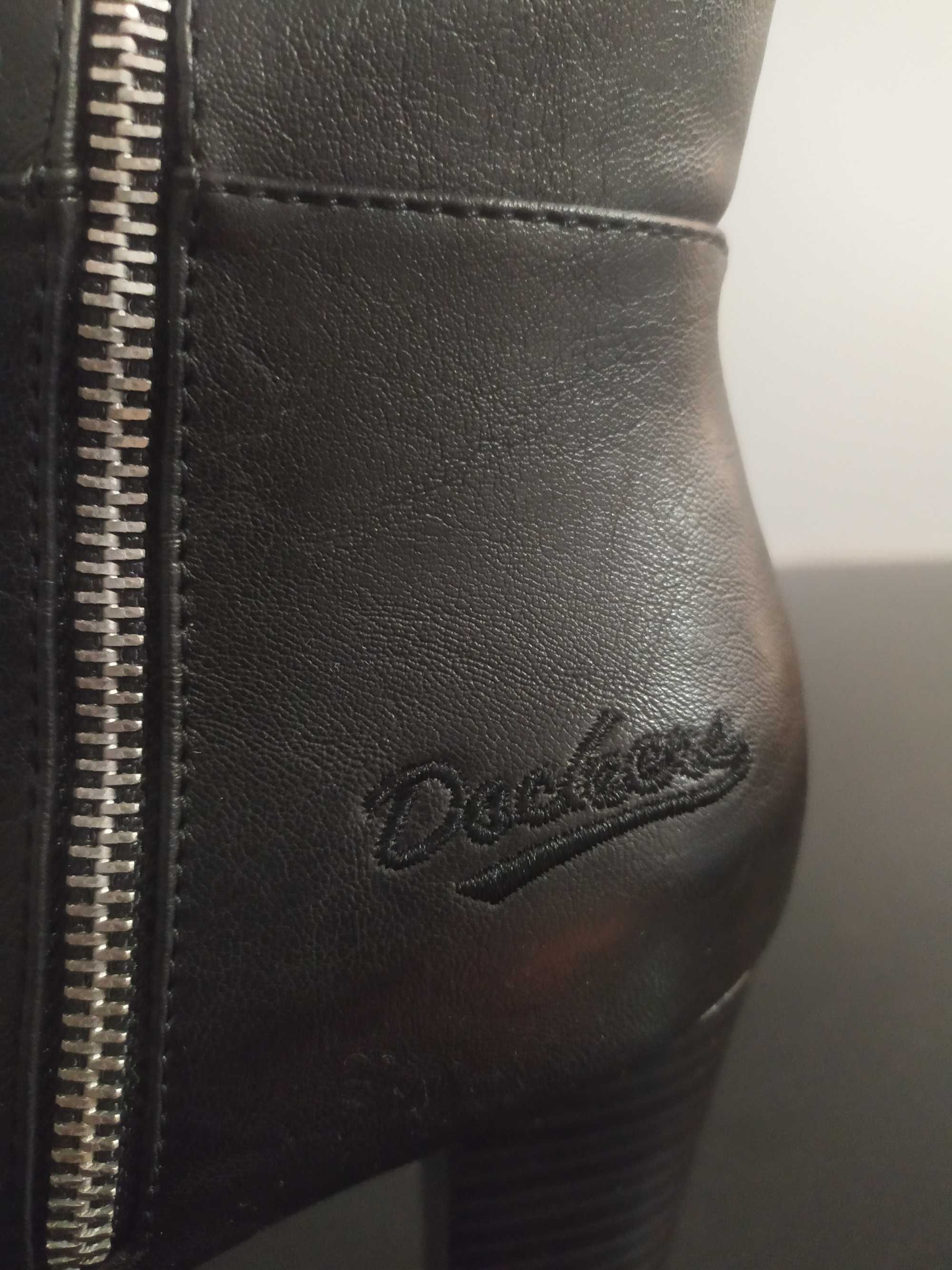Kozaki na obcasie firmy Dockers by Gerli