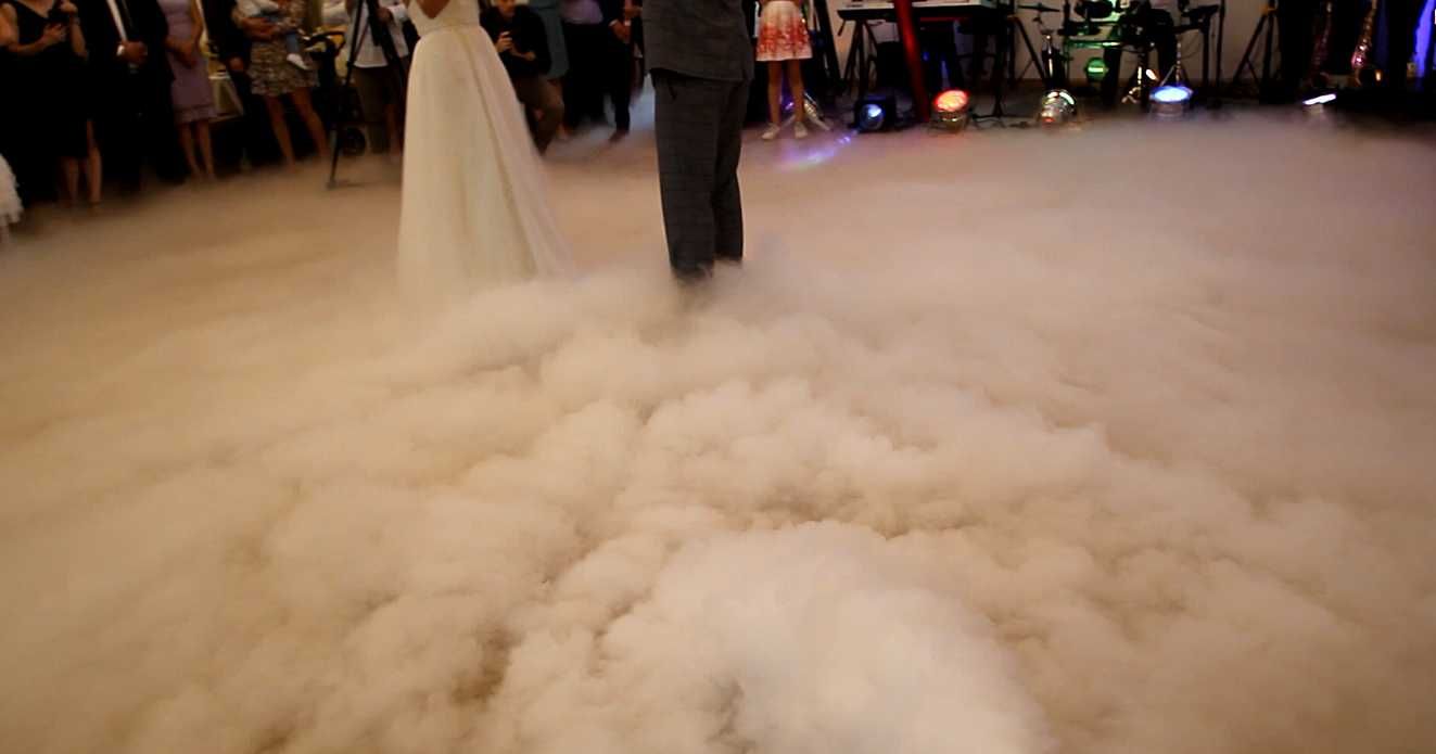 Ciężki dym / taniec w chmurach