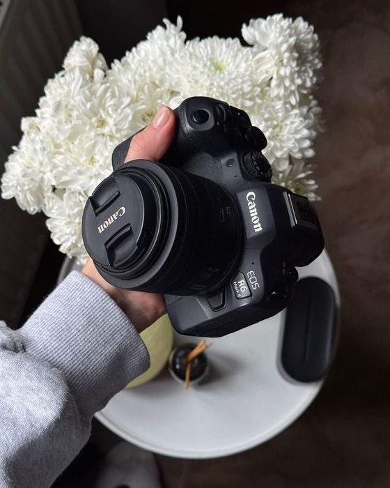 Фотоапарат Canon R6 Mark 2