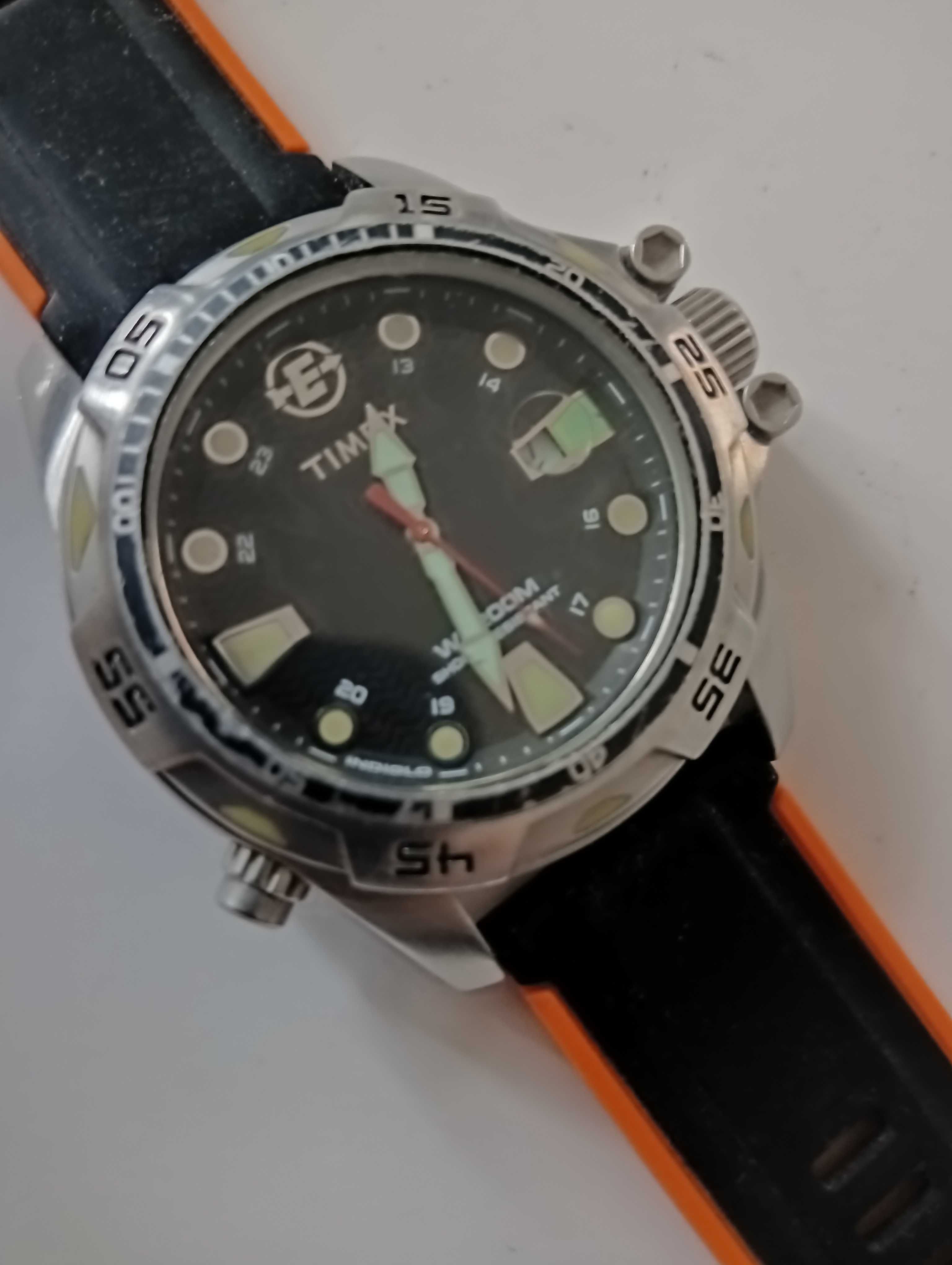 Timex Expedition diving 200 m T49616