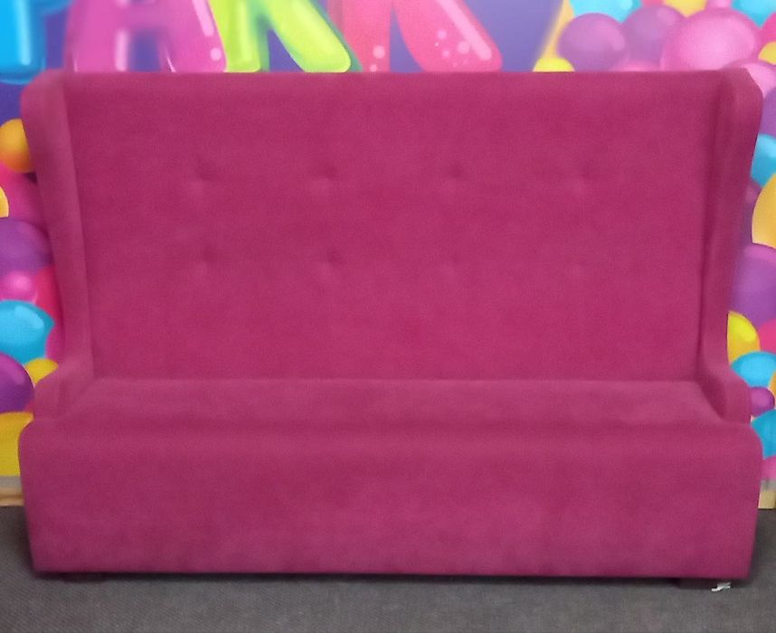 Диван интерьерный