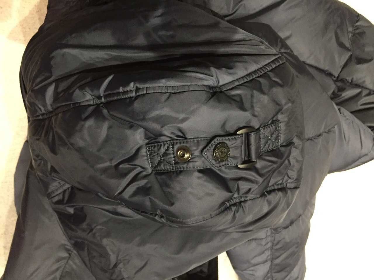 Продам зимову куртку Vivacana XL. Б/У