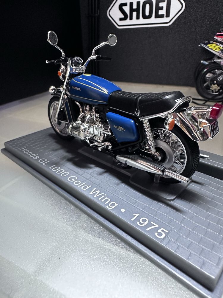 Miniatura Honda GL Gold Wing de 1975 Escala 1/24 made by IXO