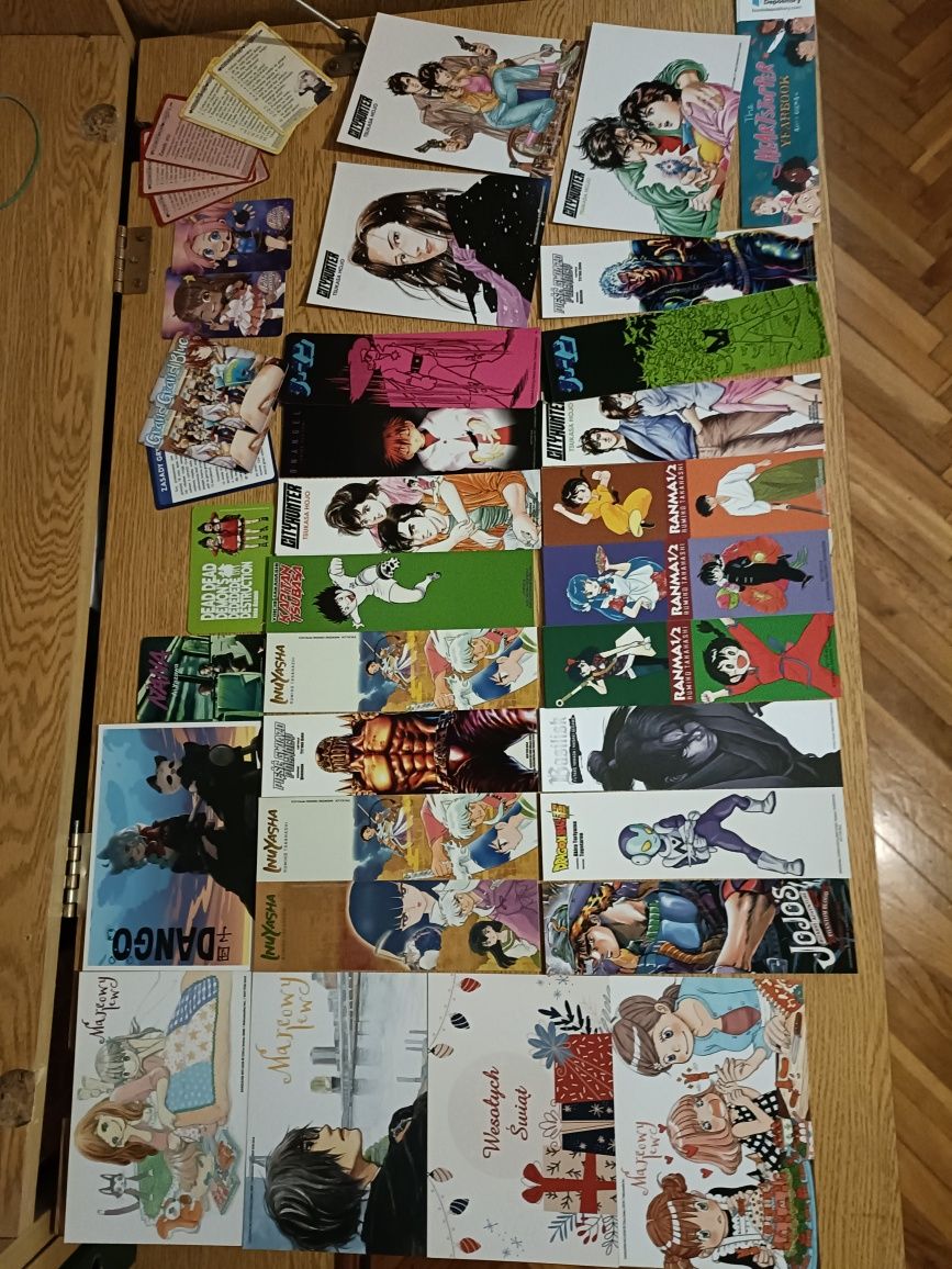 Duży zestaw dodatków manga anime yatta empik pocztówki zakładki japoni