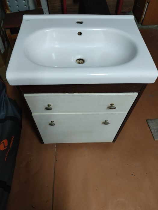 Тумба з умивальником ширина 60 глибина 44,5 висота 85