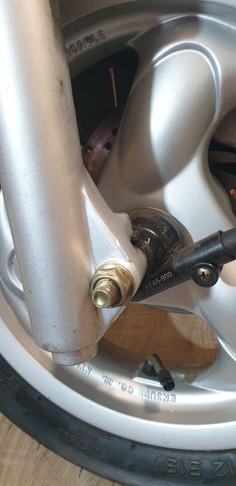 Вилка з траверсой Kymco Grand Dink